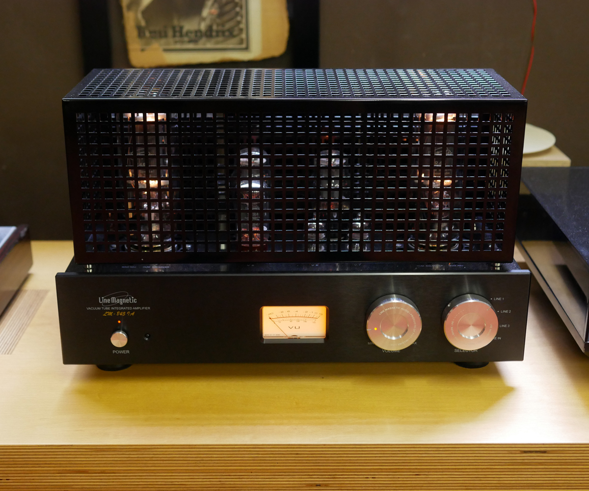 Review: Line Magnetic LM-845iA Integrated Amplifier - Twittering