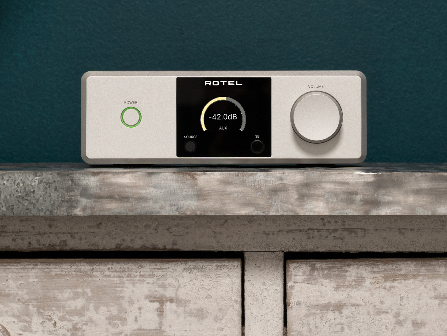 Say Hello to Rotel's New Tiny Powerhouse: the DX-5 Stereo
